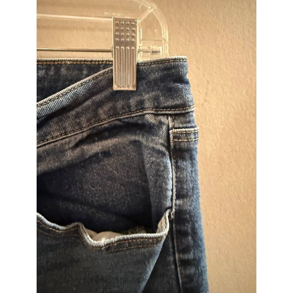 SO Kick Cropped Jeans Womens 15 Blue Denim High Rise Pockets Distressed Raw Hem - Picture 6 of 13